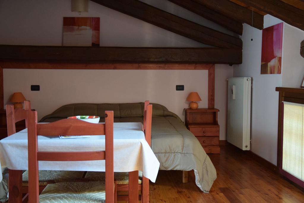 Agriturismo Domus Rustica Cormòns Rum bild